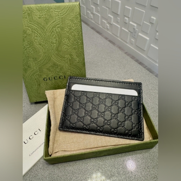 Gucci Black Embossed Leather Card Case - Picture 1 of 4
